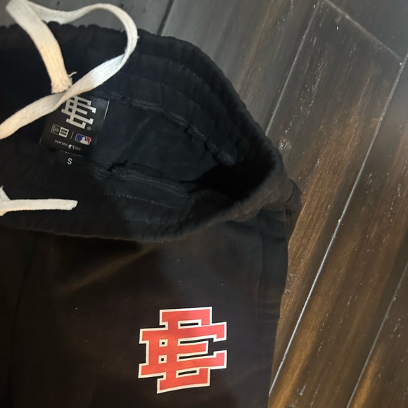Eric Emanuel Sweatpants - Picture 2 of 2